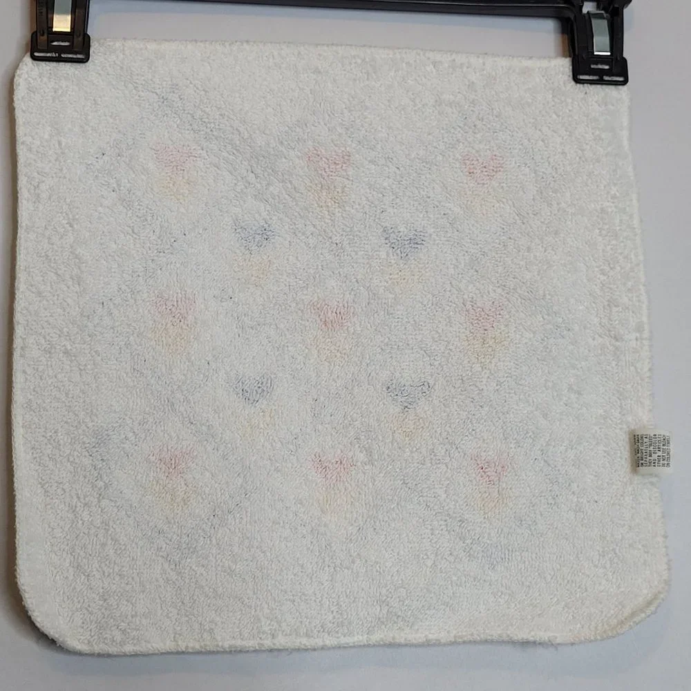Vintage Rainbow Hearts Wash Cloth Primary Colors 12 x 11.5 Inches 80s Retro